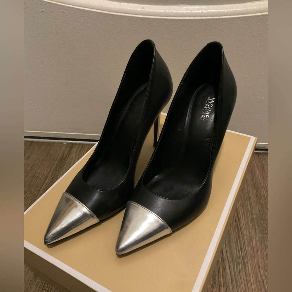 Michael Kors Pumps